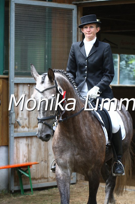 007M9443_Dressur L.JPG